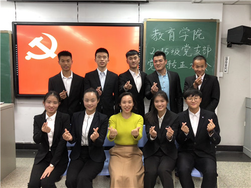 86d8a1af0b564546aaea90fc11adcd91.jpg 电竞实时数据网